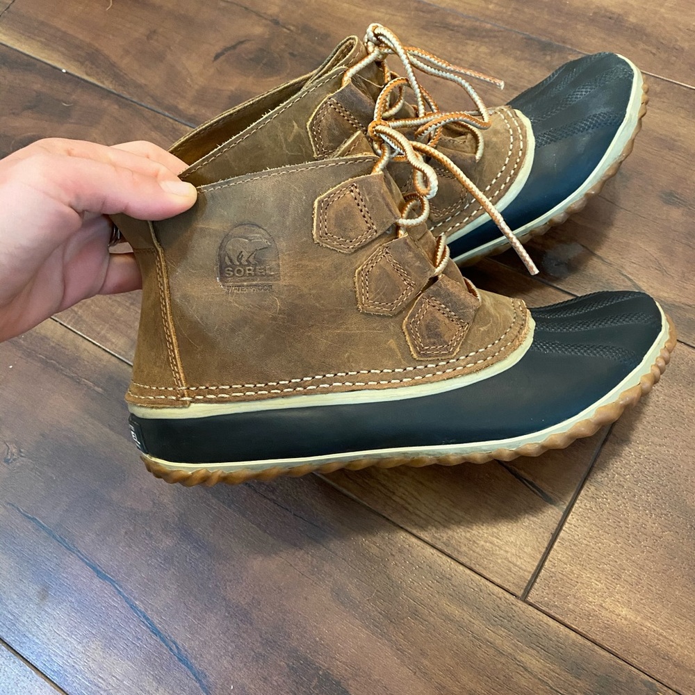 Sorel out and about boots